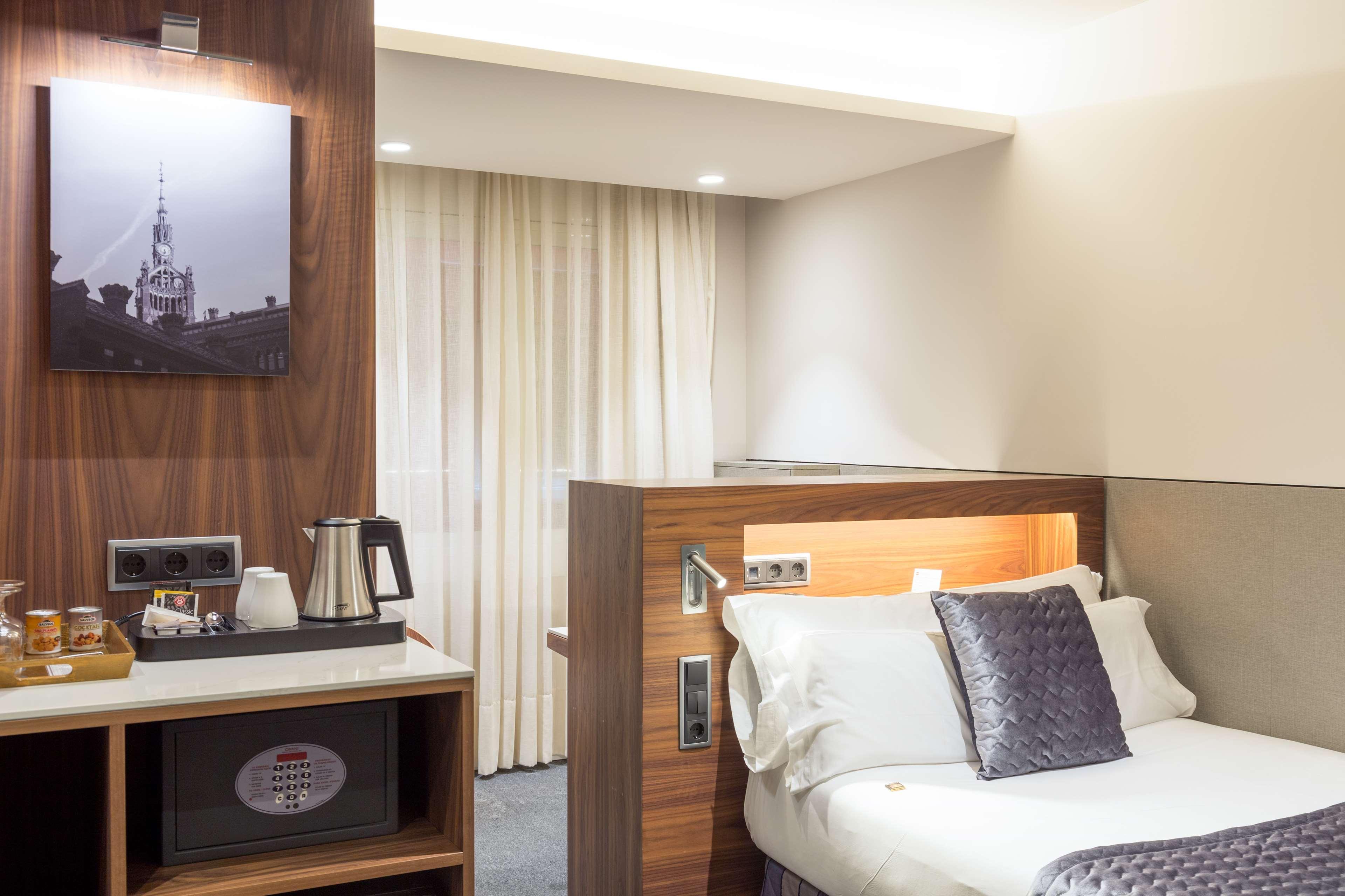 Best Western Premier Hotel Dante Barcelona Luaran gambar