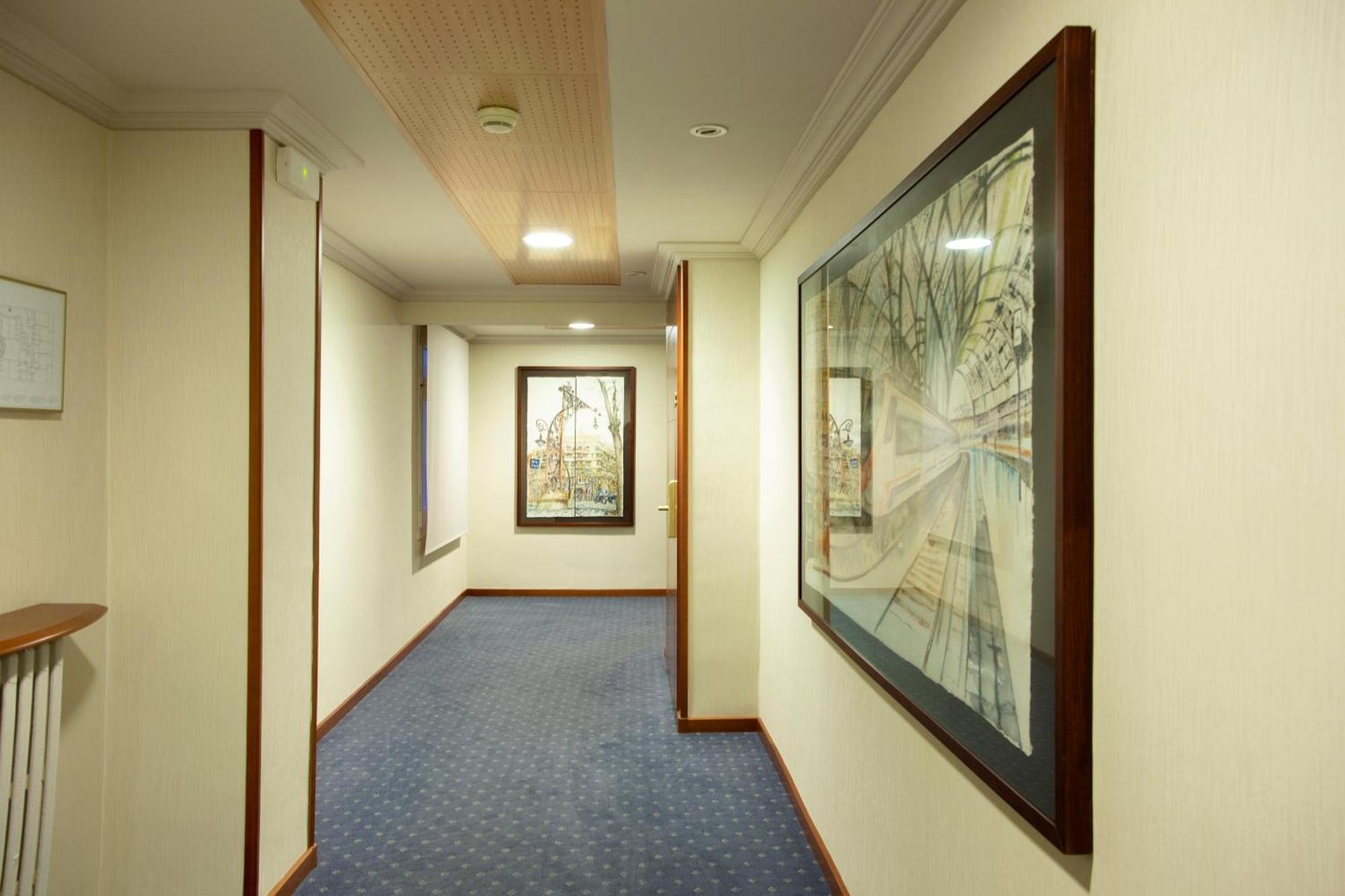 Best Western Premier Hotel Dante Barcelona Luaran gambar