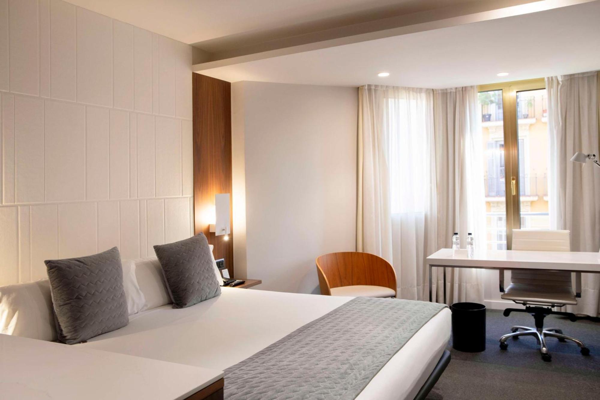 Best Western Premier Hotel Dante Barcelona Luaran gambar