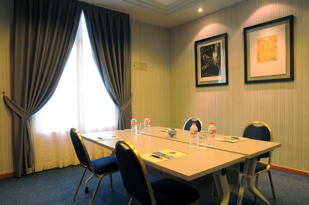 Best Western Premier Hotel Dante Barcelona Luaran gambar